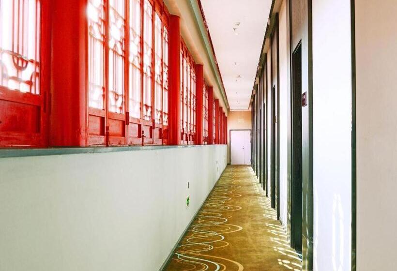 Xana Hotelle Xi An Zhonglou, Huimin Street Metro Station