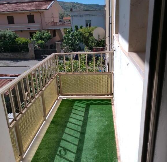 Nocleg ze śniadaniem Casa Vacanze The Seashell La Conchiglia