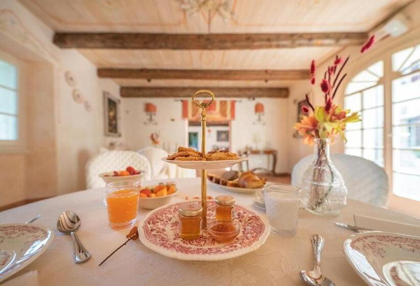 צימר Palazzo Del Poggiano