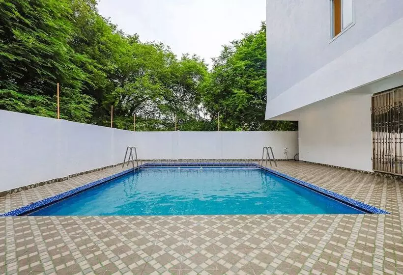 Fabhotel Sun Lux Grand Residency
