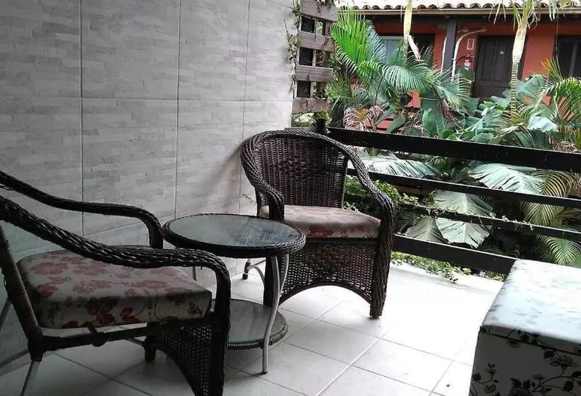 Hotelli Break House Beach