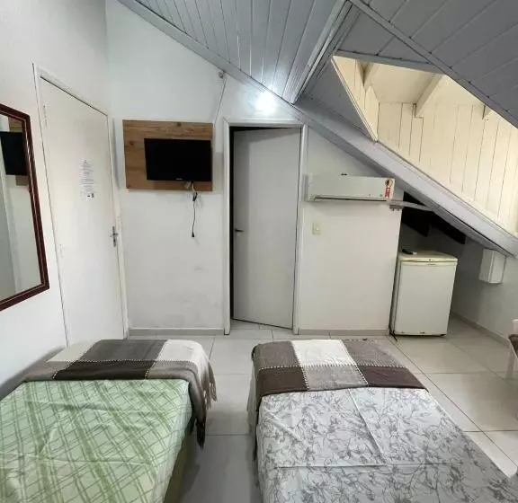 Hotelli Break House Beach