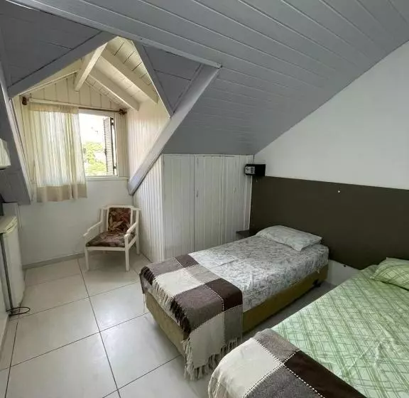 Hotelli Break House Beach