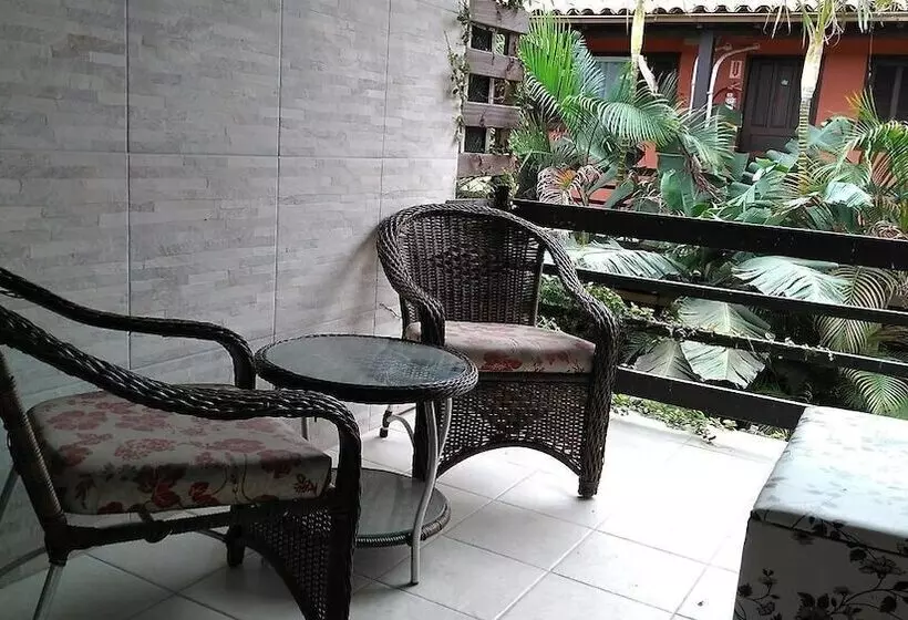 Hotelli Break House Beach