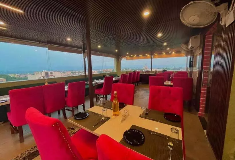 ホテル Ganges Blossam, Haridwar Rishikesh Road   A Four Star Luxury