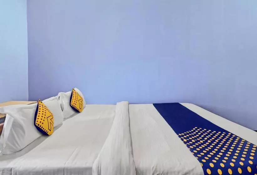 Hotelli O J P Guest House