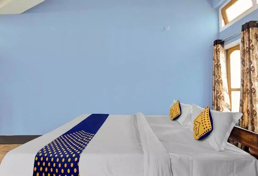 Hotelli O J P Guest House