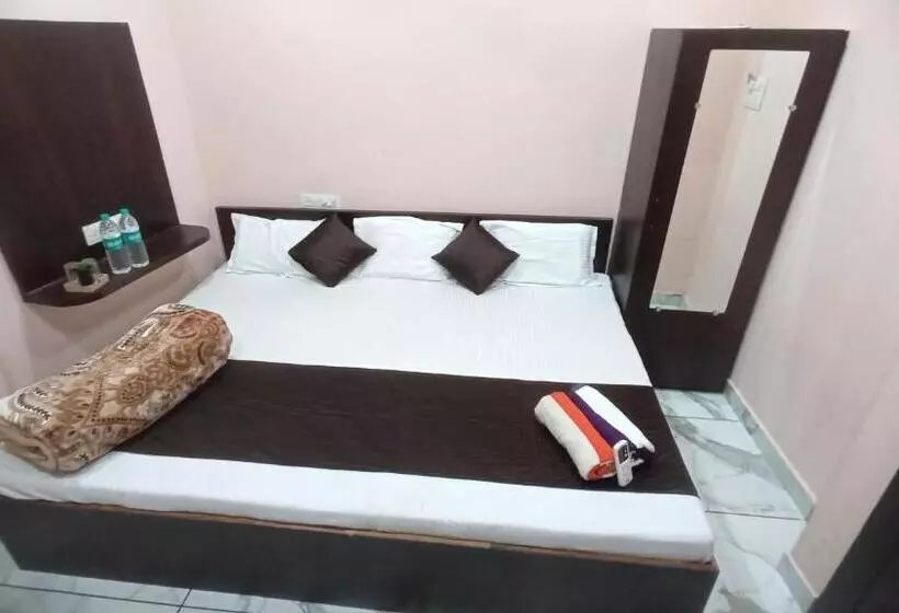 هتل Shri Krishna Palace