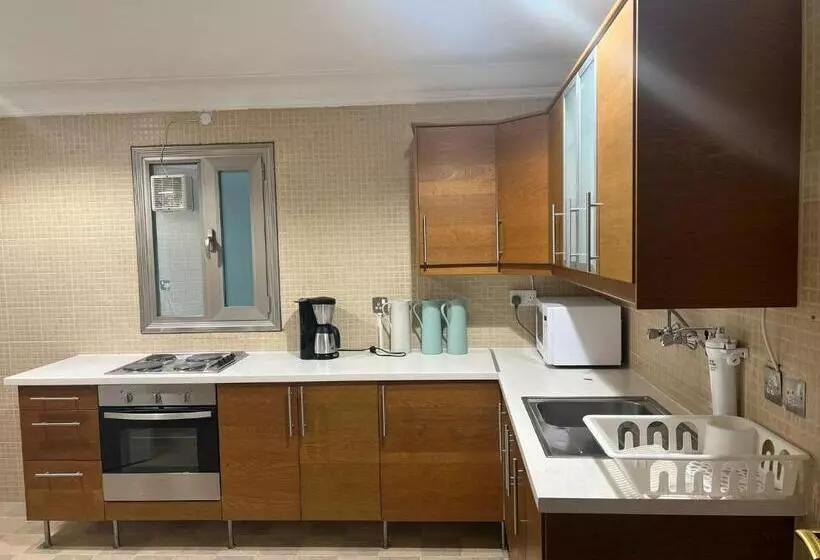 Leaders Plaza Mahboula