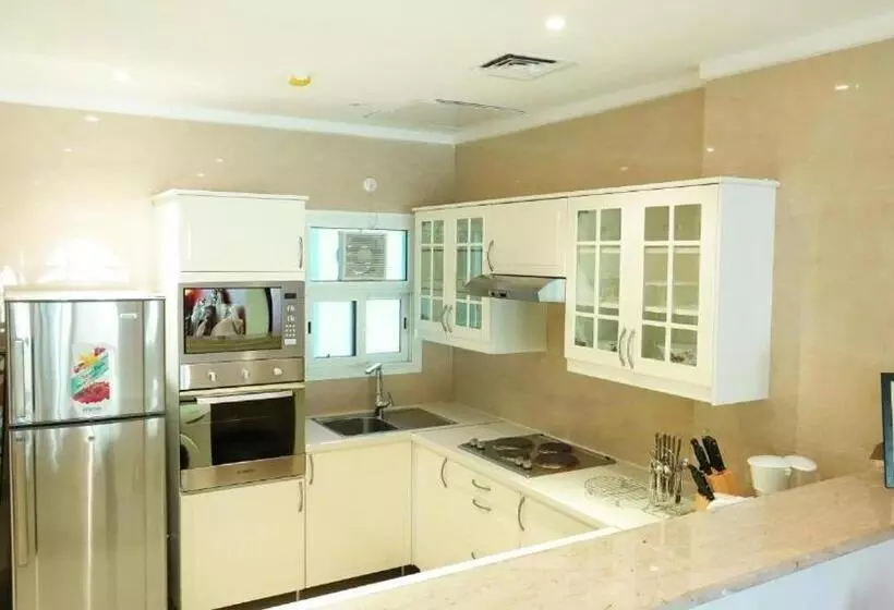 Leaders Plaza Mahboula