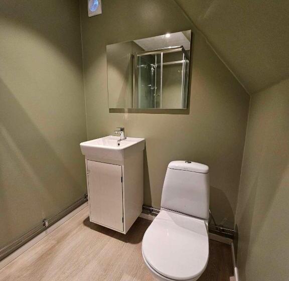 بنسيون Leilighet Med Gratis Parkering Og Wifi