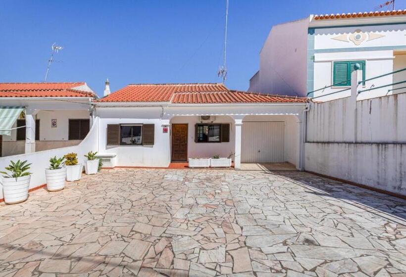 پانسیون Tac Castro Marim Villa W/ Pool