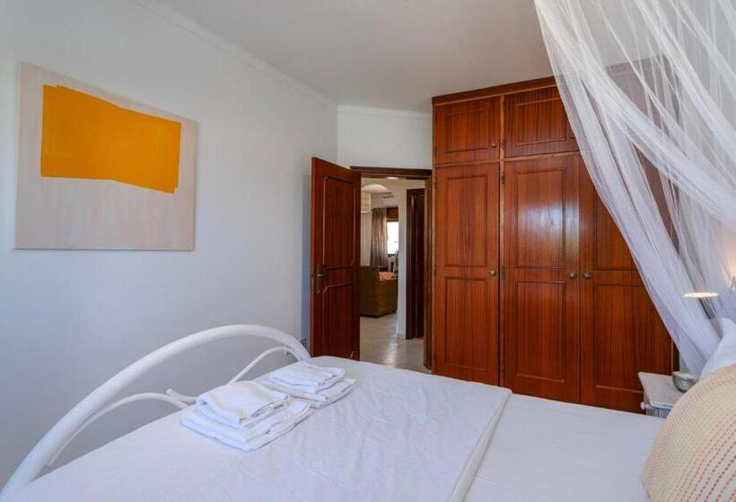 پانسیون Tac Castro Marim Villa W/ Pool