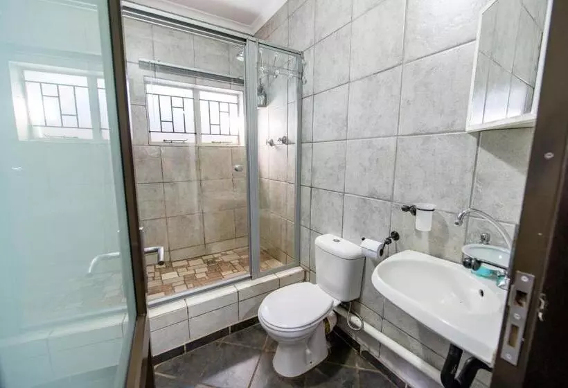 ベッドアンドブレックファースト Interlude Guest House