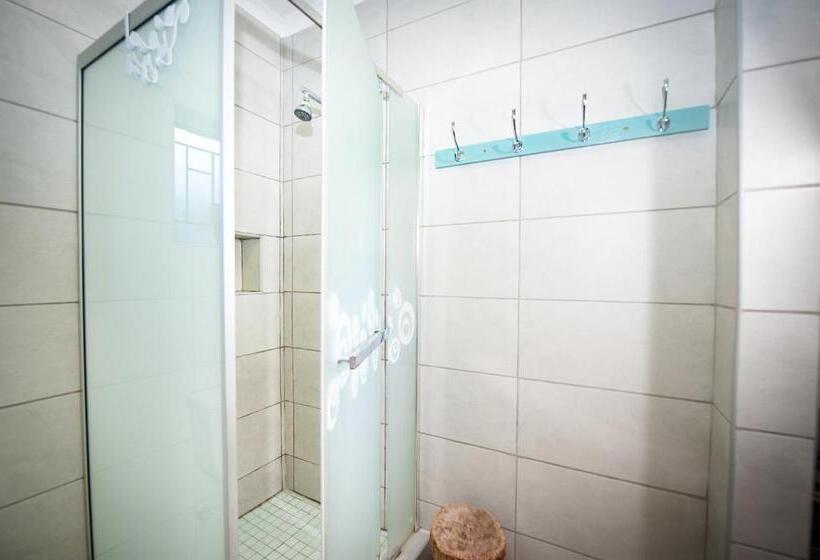 ベッドアンドブレックファースト Interlude Guest House