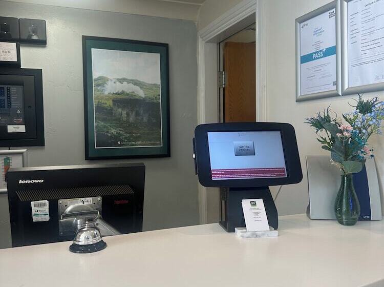 Hotel Go2 Glasgow Cumbernauld