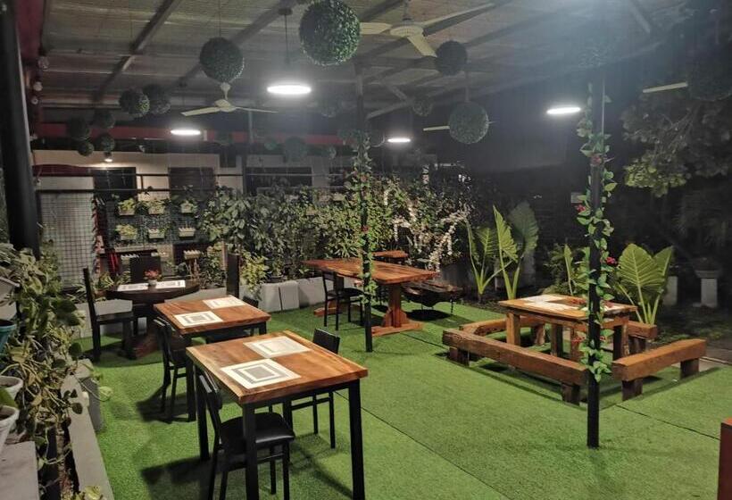 Hotel Jkenter Suites