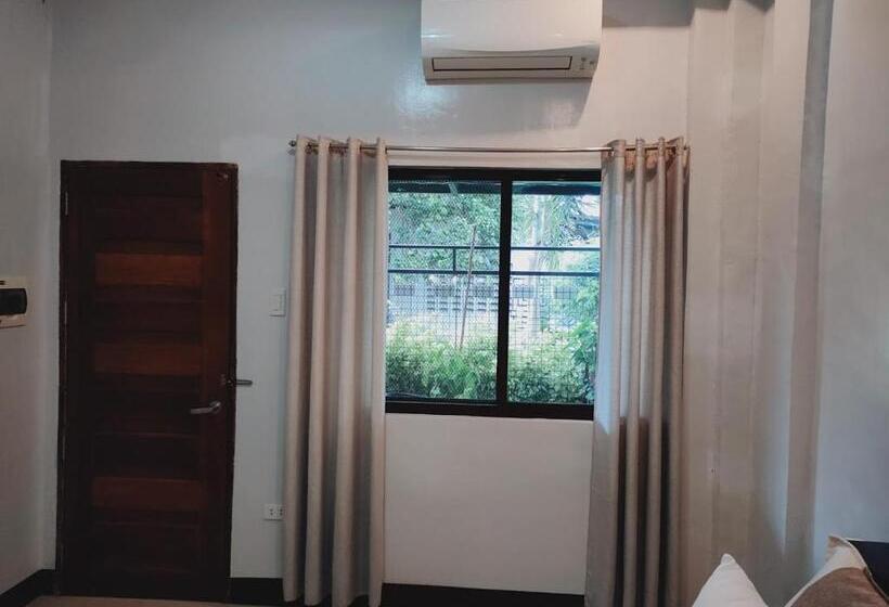 Hotel Jkenter Suites