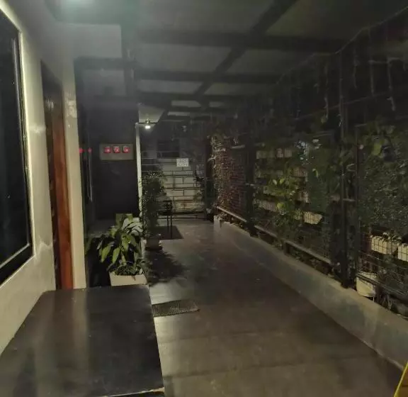 Hotelli Jkenter Suites