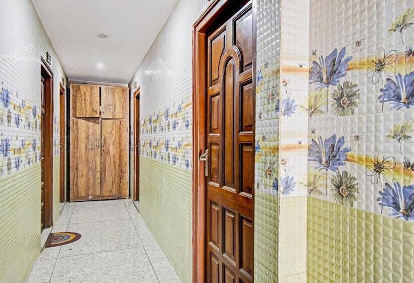 Hotel Oyo Flagship The Rest