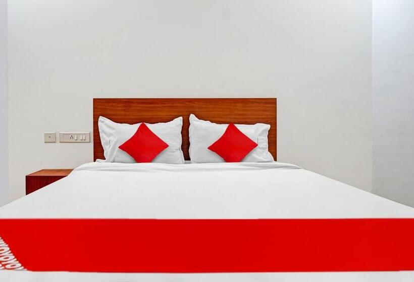 호텔 Oyo Royal Inn