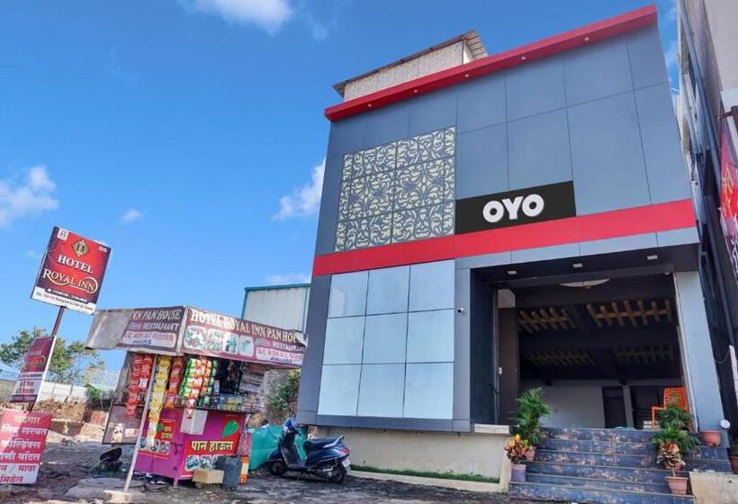 호텔 Oyo Royal Inn