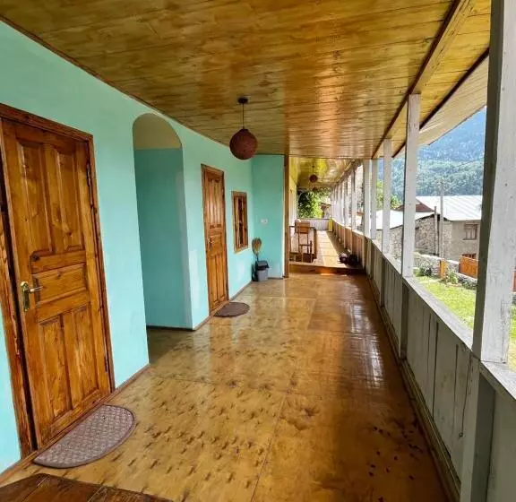 پانسیون Nanago Guesthouse