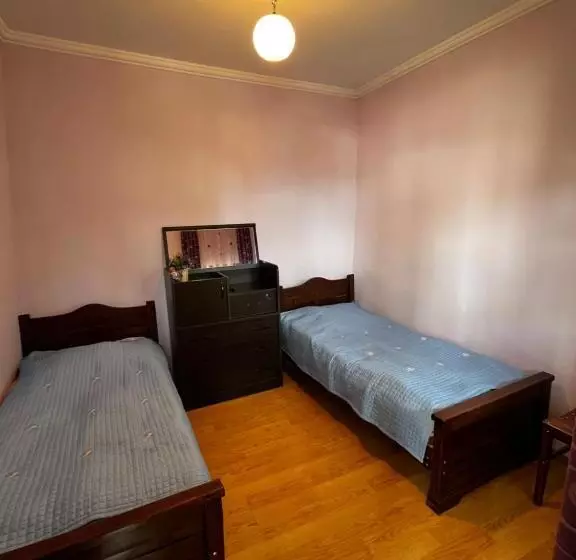 پانسیون Nanago Guesthouse