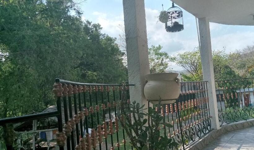 פנסיון Tamasopo Y Sus Rios