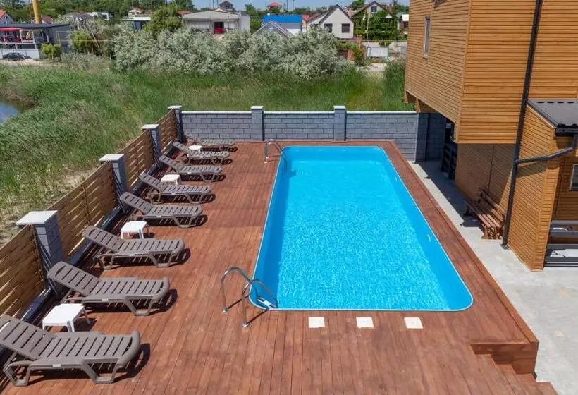 هاستل Villa Solomare