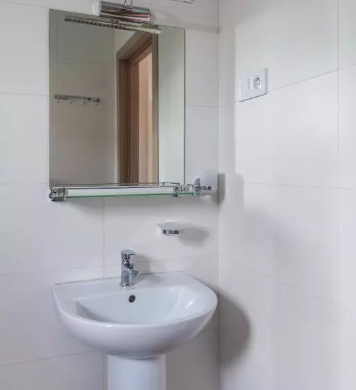 هاستل Villa Solomare