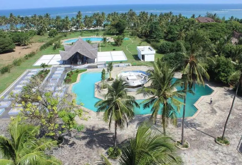 هتل Golden Beach Resort A051