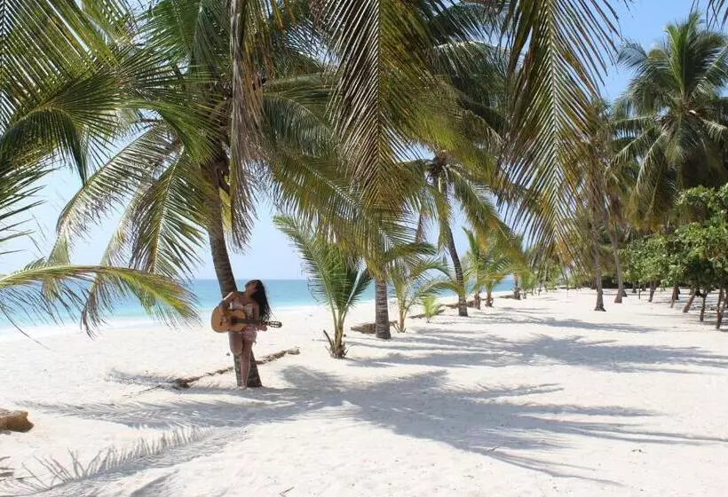 هتل Golden Beach Resort A051