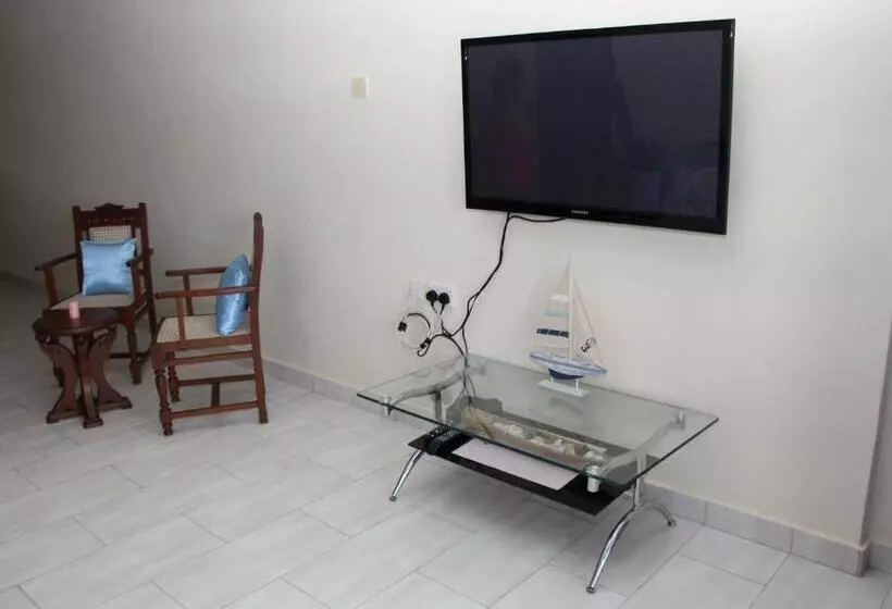 هتل Golden Beach Resort A051