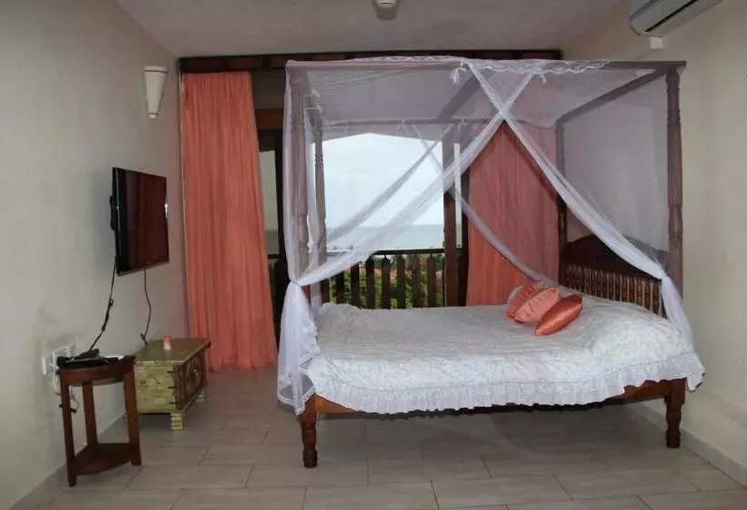 هتل Golden Beach Resort A051