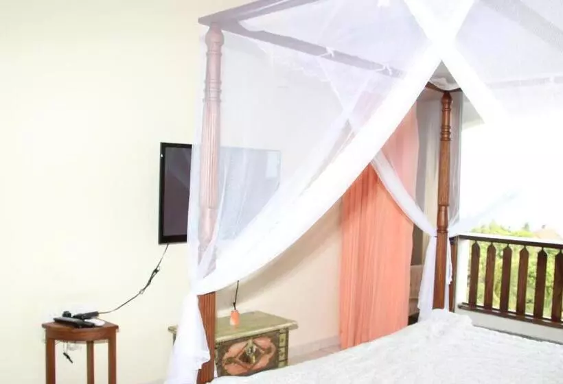 هتل Golden Beach Resort A051