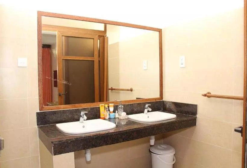 هتل Golden Beach Resort A051