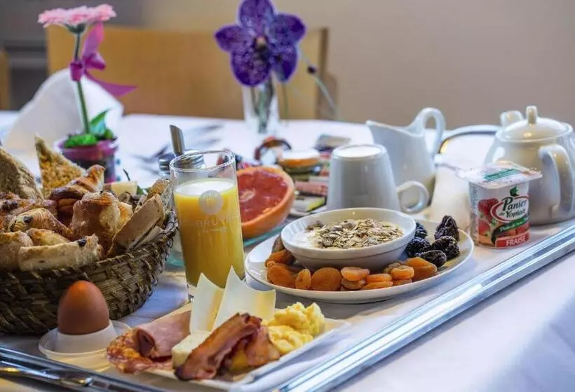 Hotelli Hôtel Les Menuires Les Bruyères