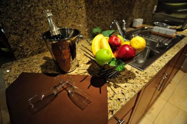 هتل Tropical Keys