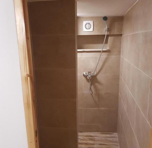 پانسیون Casa Adiță