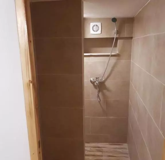 ペンション Casa Adiță