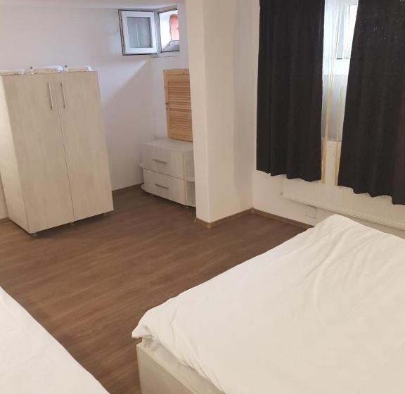 پانسیون Casa Adiță