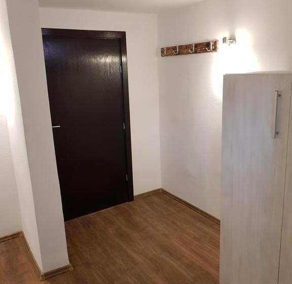 پانسیون Casa Adiță