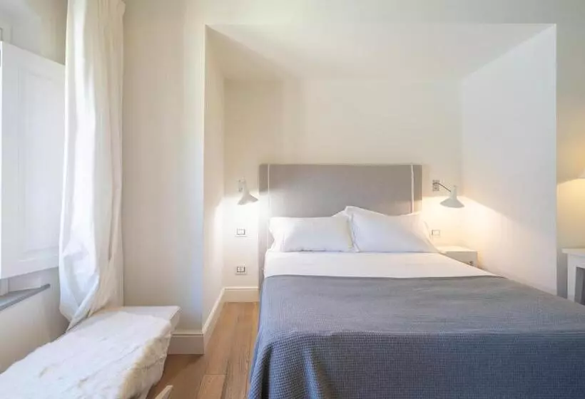 Aamiaismajoitus (B&B) Suite In Dimora Storica   Empoli Centro   Hall 5 Stelle