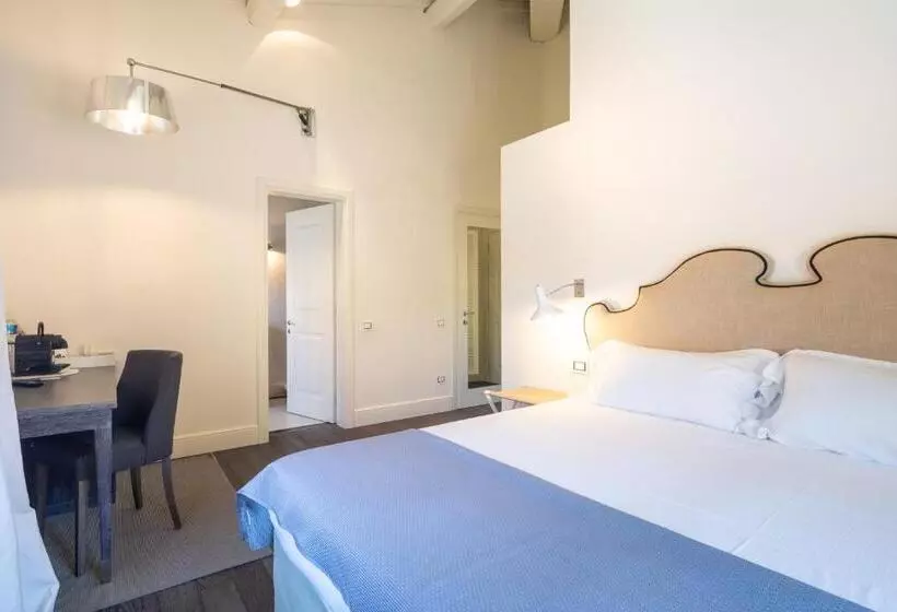 Aamiaismajoitus (B&B) Suite In Dimora Storica   Empoli Centro   Hall 5 Stelle