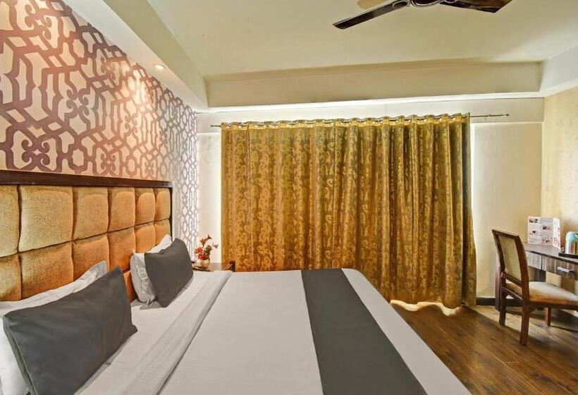 Collection O Hotel Le Park Street