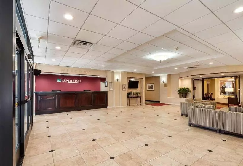 Hotelli Quality Inn