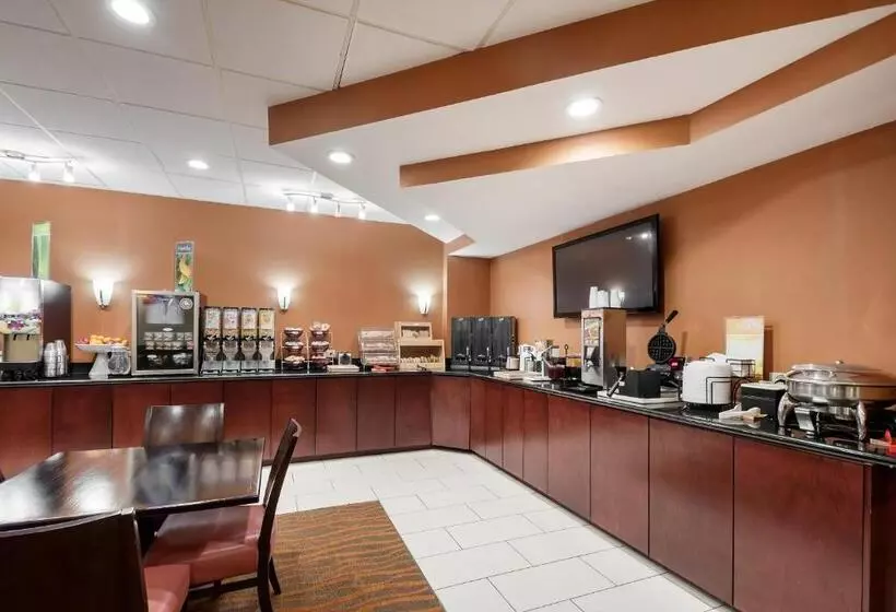 Hotelli Quality Inn