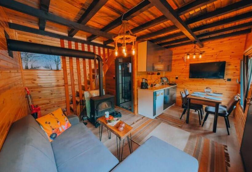 Пансион Sapanca Green Garden Tuna Ev Bungalov