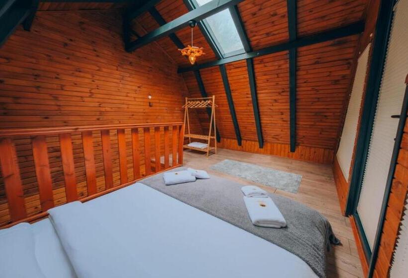 Пансион Sapanca Green Garden Tuna Ev Bungalov